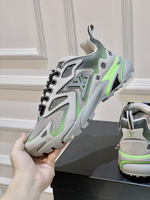 ルイヴィトン靴着用イメージ